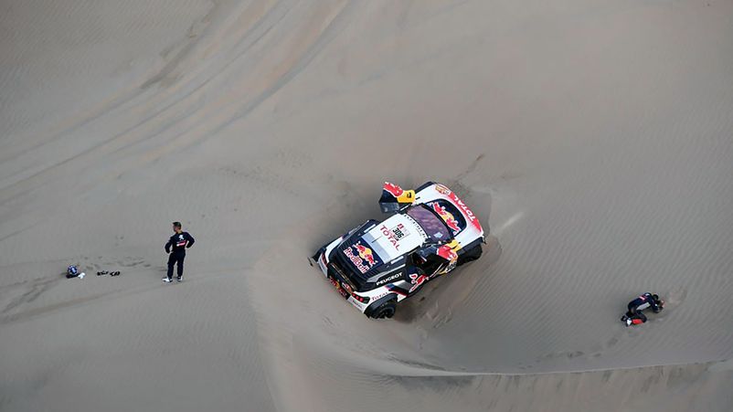 Себастьян Леб застрял на Peugeot на Dakar Rally