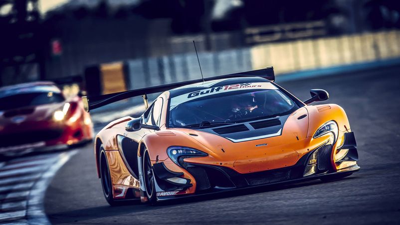 Гоночный McLaren