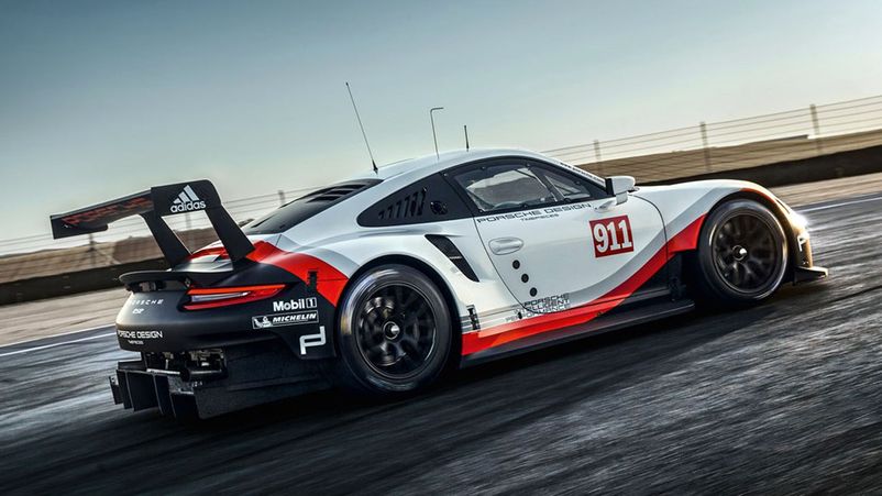 Porsche 911 FIA GT Series