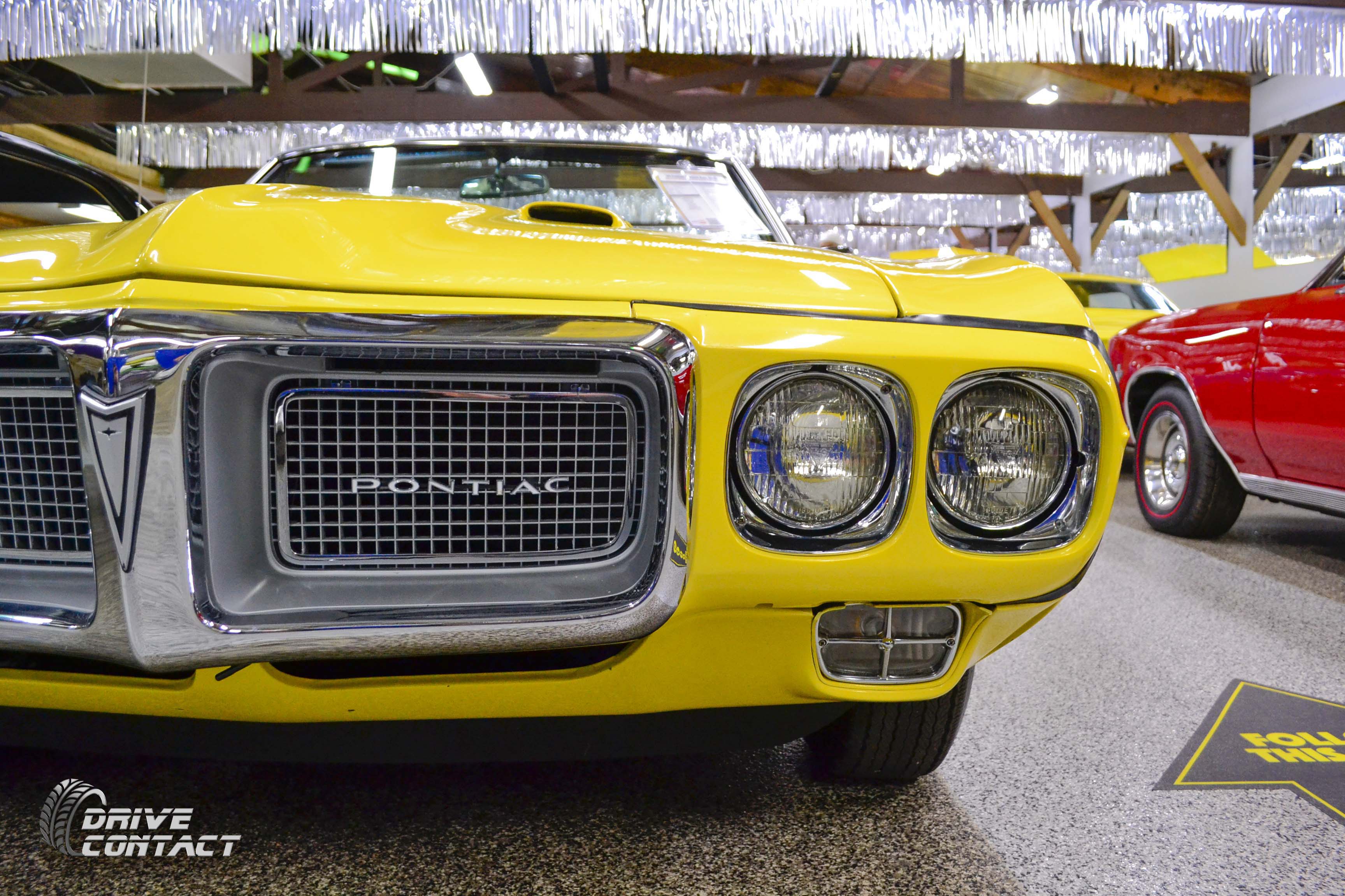 Pontiac - Volo Auto Museum