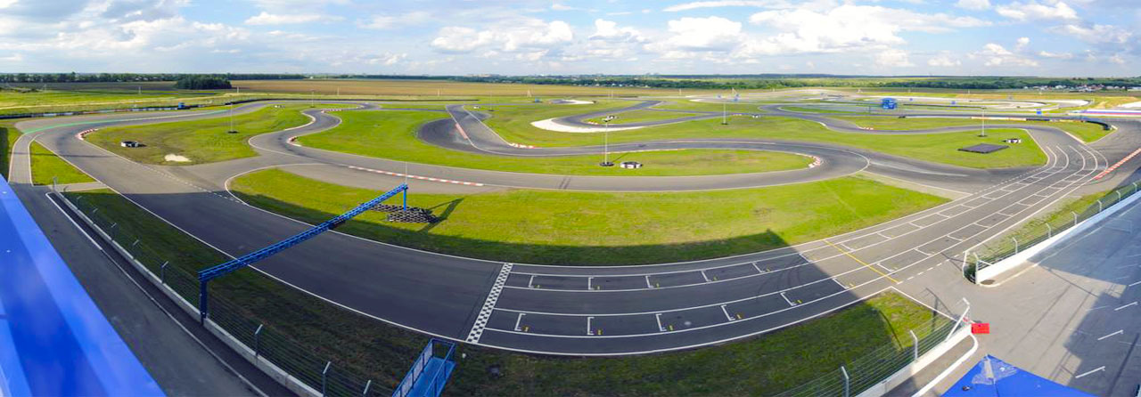 Панорамный вид на Atron International Circuit
