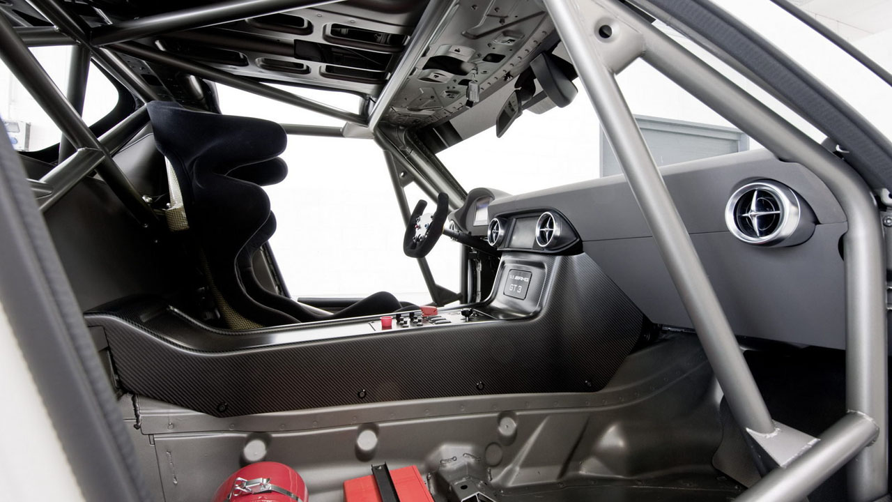 Пространственная рама гоночного SLS AMG GT3